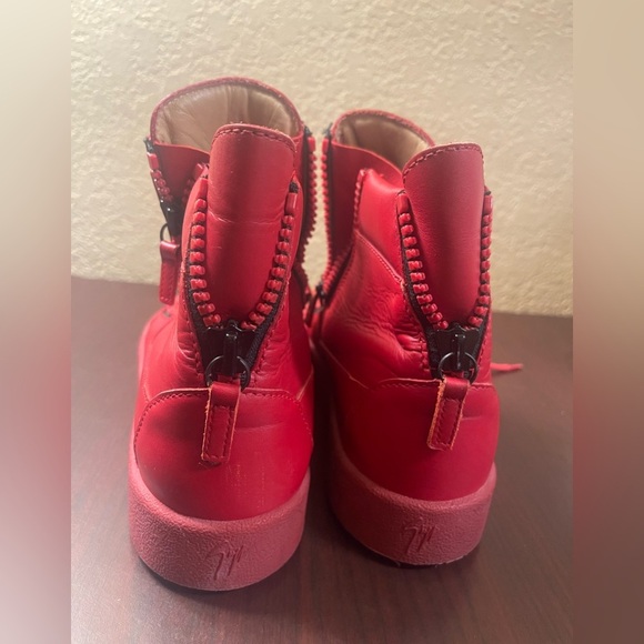 Giuseppe Zanotti Red High-Top Sneakers with Side Zippers - Picture 10 of 12